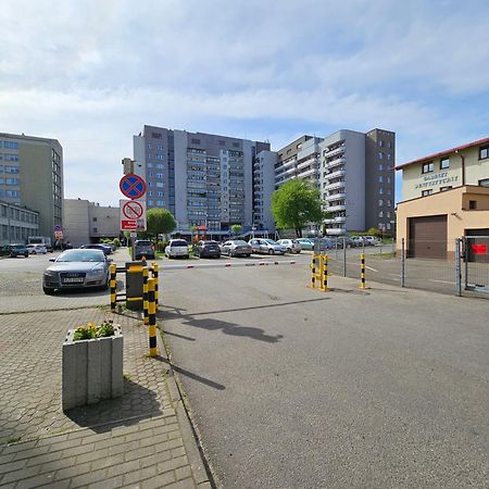 Handy Apartamenty - Mieszkania Na Doby W Centrum Rzeszowa Rzeszów Exterior foto